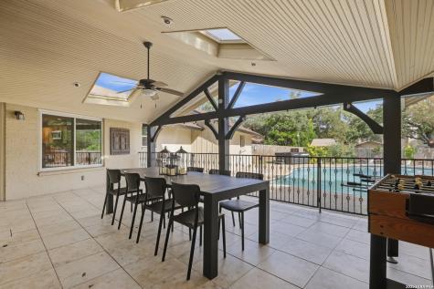 107 Wickford Way Castle Hills TX 78213