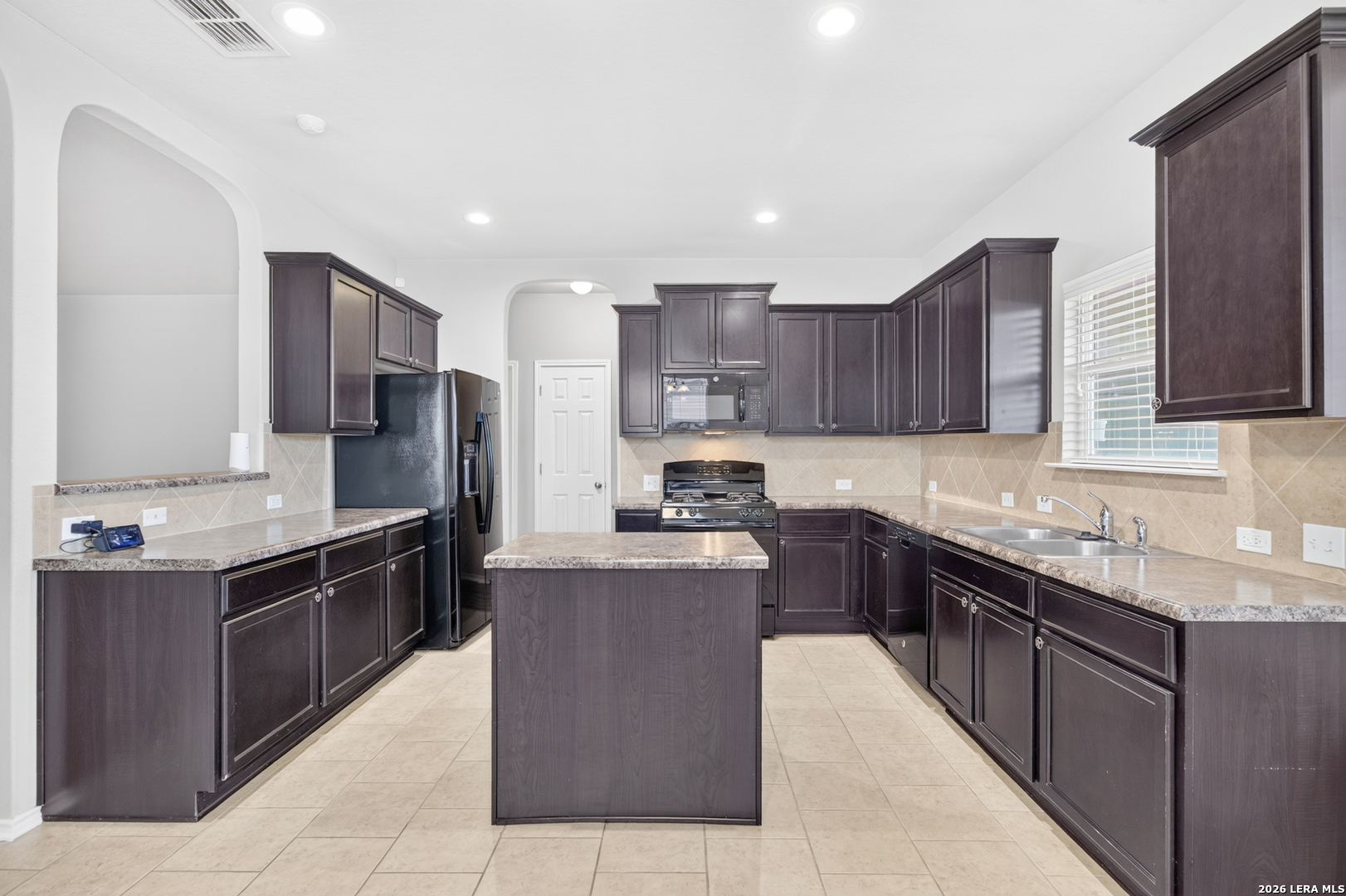 222 Quiet Elk San Antonio TX 78253