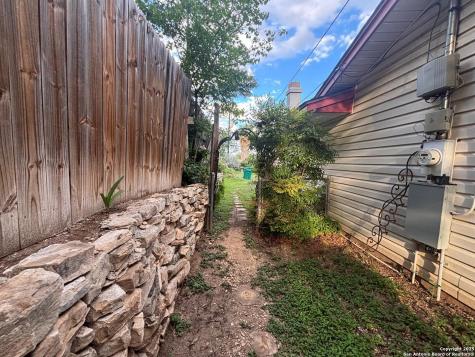 3802 Quiver San Antonio TX 78238