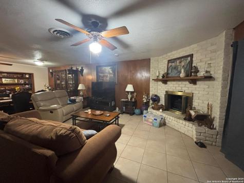 3802 Quiver San Antonio TX 78238