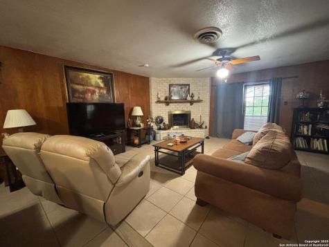 3802 Quiver San Antonio TX 78238
