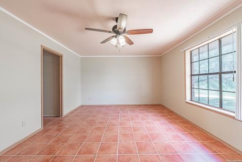 1271 County Road 119 Floresville TX 78114