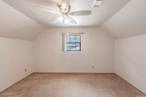 1271 County Road 119 Floresville TX 78114