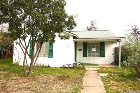 2709 W Mistletoe Avenue San Antonio TX 78228