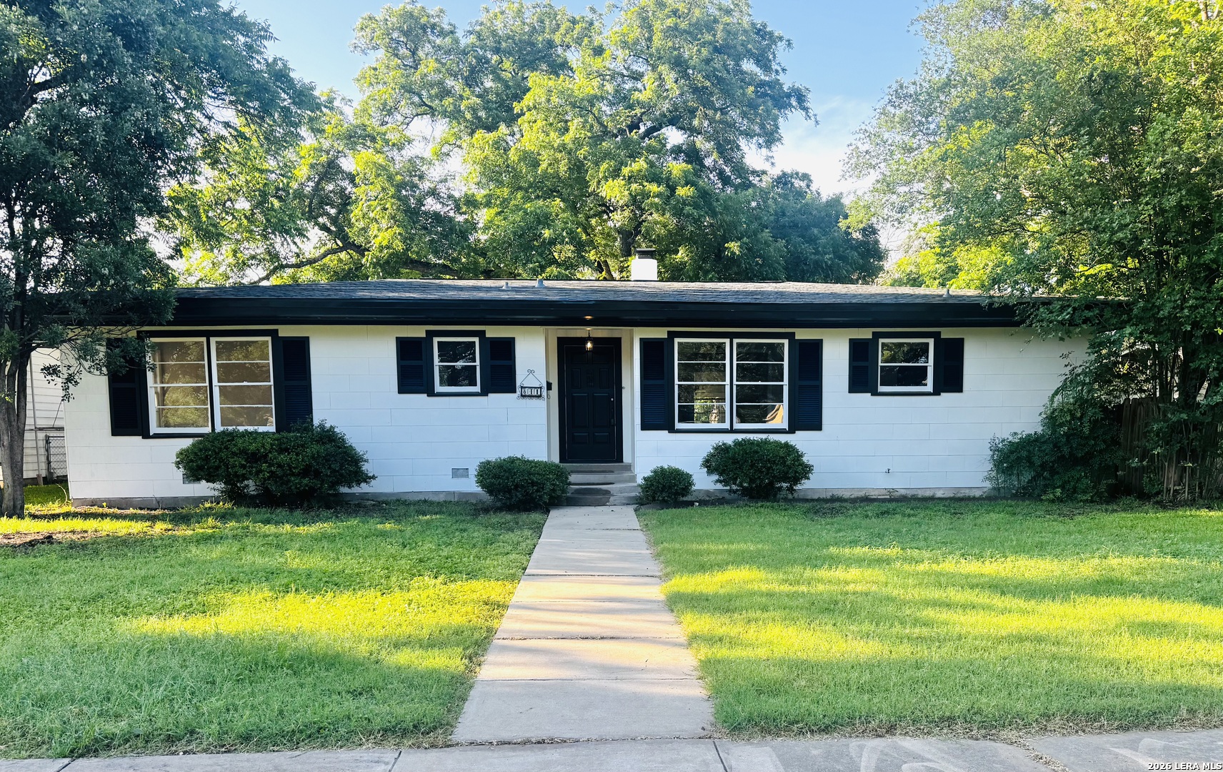 841 Laurel Street Uvalde TX 78801