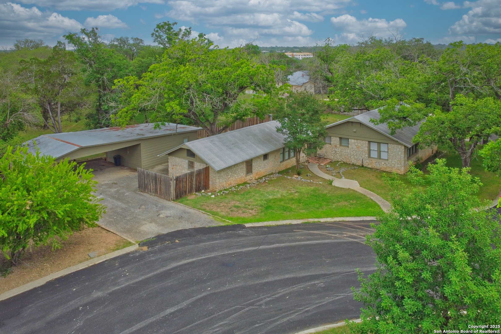 8 Wildwood Trail New Braunfels TX 78130