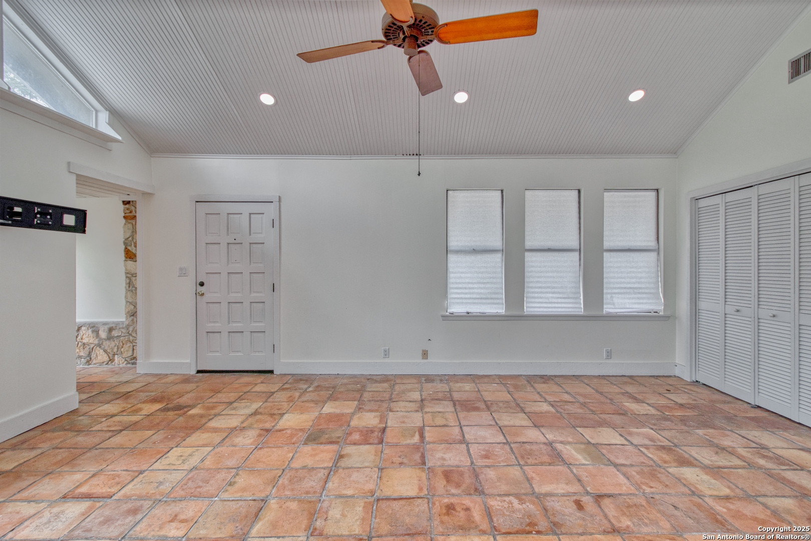 8 Wildwood Trail New Braunfels TX 78130