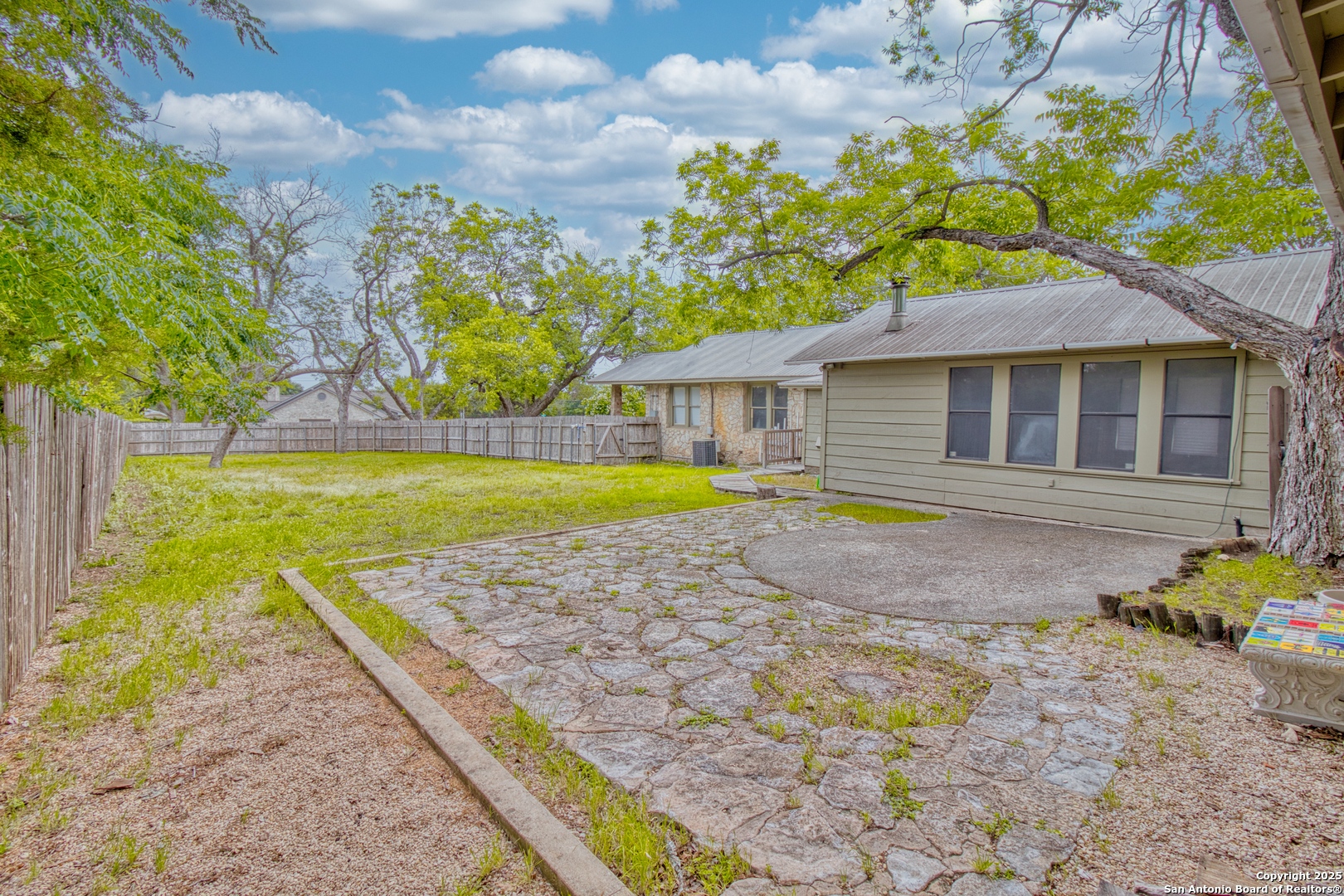 8 Wildwood Trail New Braunfels TX 78130