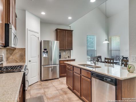 8702 Elkhorn Knoll Boerne TX 78015