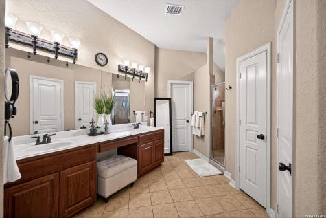 8706 Silver Rock San Antonio TX 78255