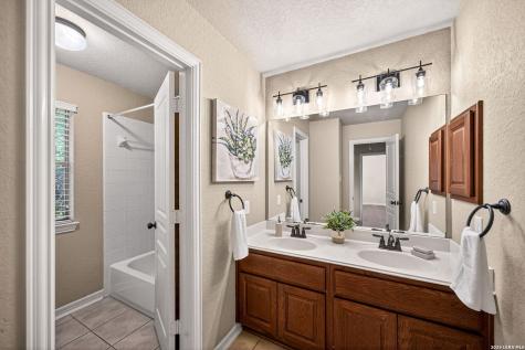 8706 Silver Rock San Antonio TX 78255