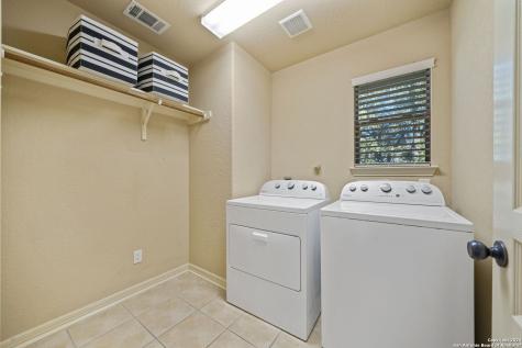 8706 Silver Rock San Antonio TX 78255