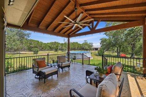 1095 Limerick Lane Canyon Lake TX 78133