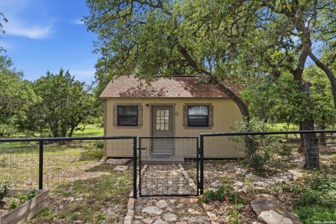 1095 Limerick Lane Canyon Lake TX 78133