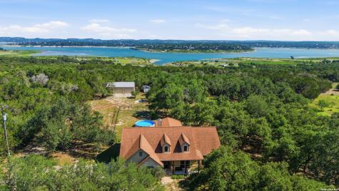 1095 Limerick Lane Canyon Lake TX 78133