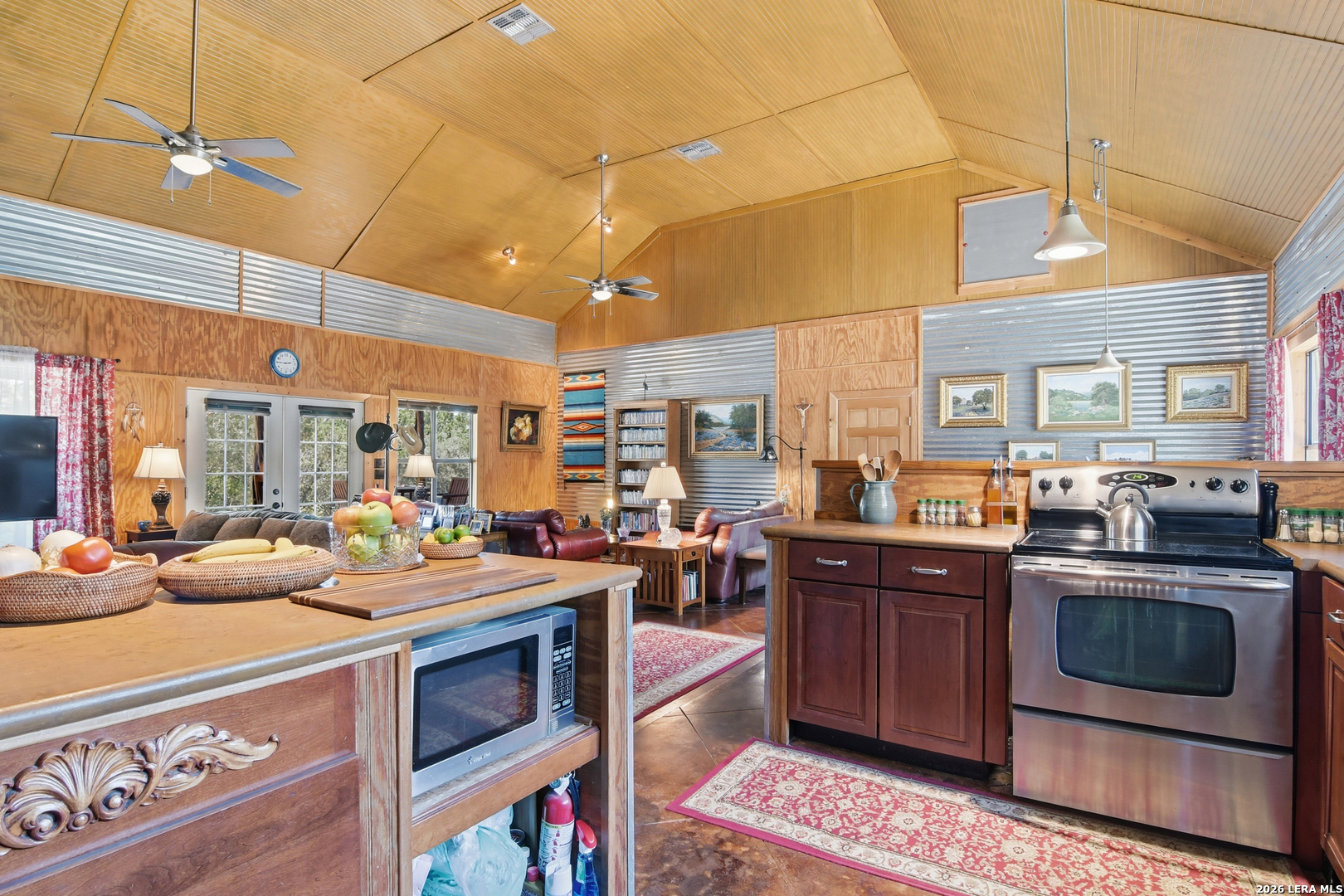 423 Kahn Road Rio Frio TX 78879