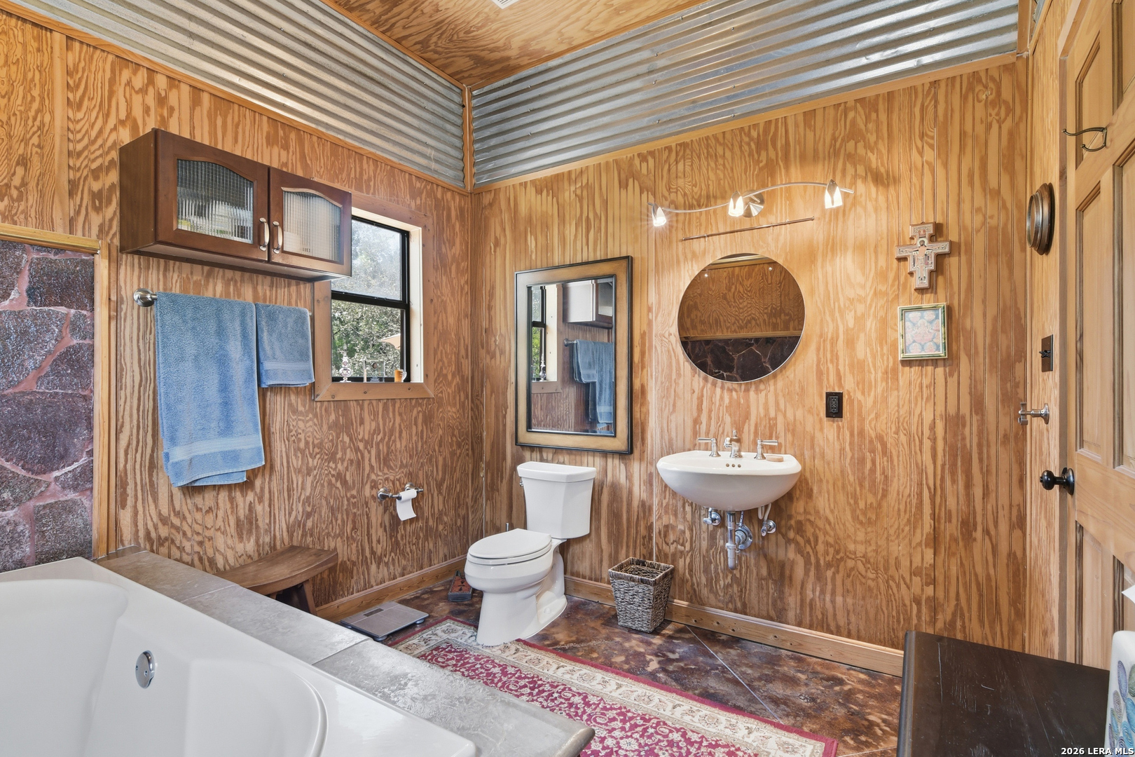 423 Kahn Road Rio Frio TX 78879