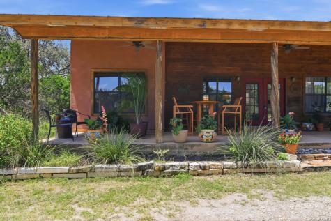 423 Kahn Road Rio Frio TX 78879