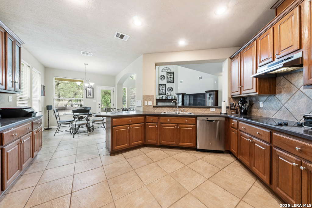 2460 James Agee Schertz TX 78154