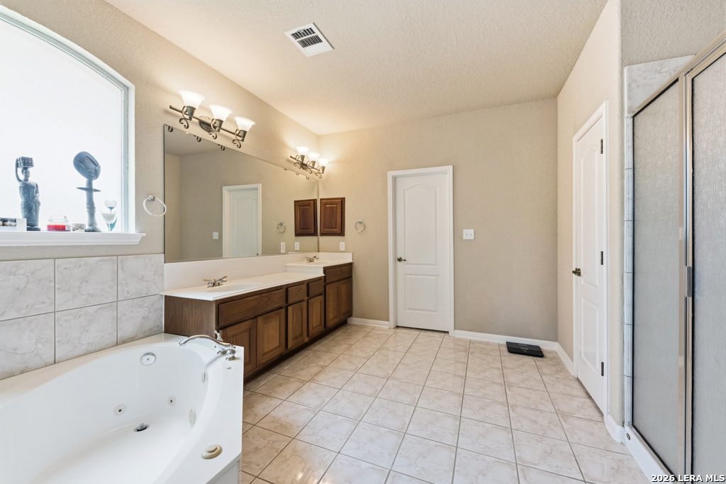 2460 James Agee Schertz TX 78154