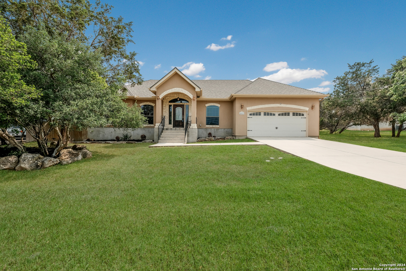 25917 Apache Creek Road San Antonio TX 78260