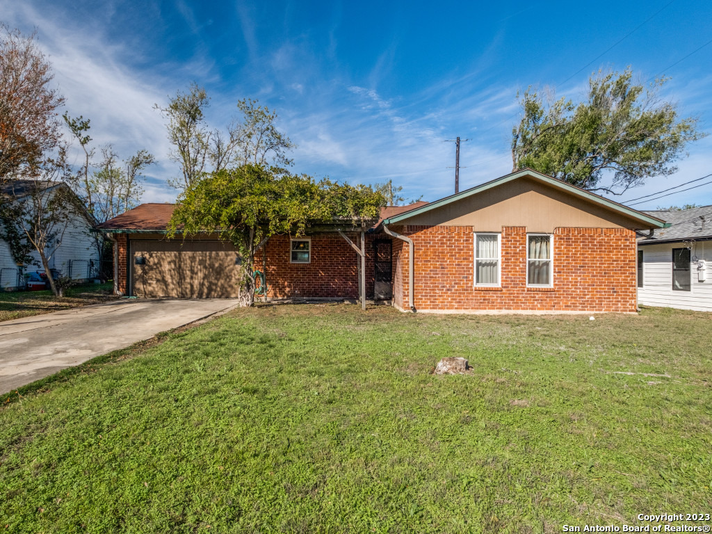 122 Green Meadows Boerne TX 78006