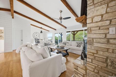 713 Cindy Drive Canyon Lake TX 78133