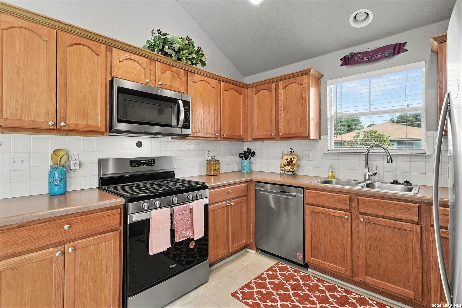 8511 Snakeweed Drive Converse TX 78109