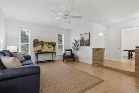 5220 Fm 1518 St Hedwig TX 78152