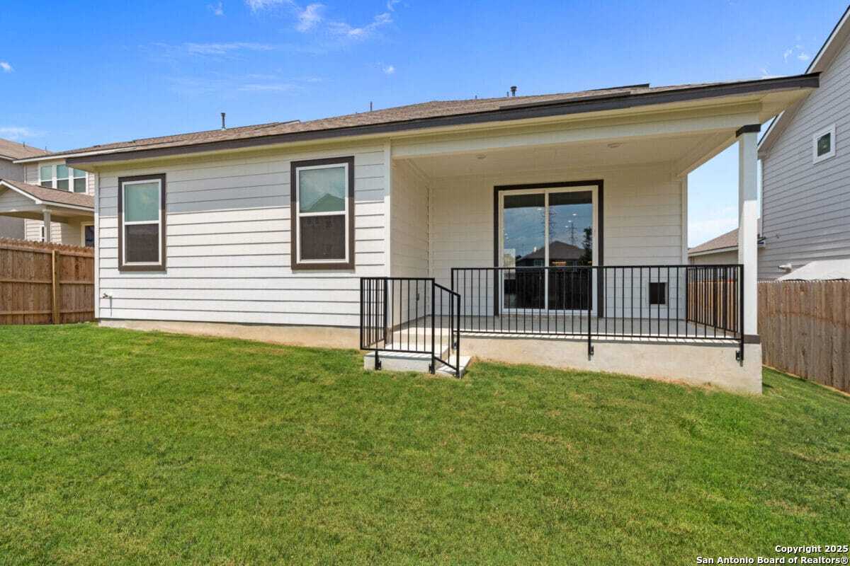 11107 Carlyle Springs Live Oak TX 78233