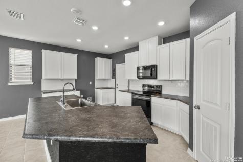 8239 Phantom Field San Antonio TX 78253