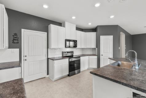 8239 Phantom Field San Antonio TX 78253