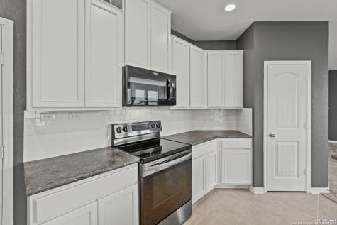 8239 Phantom Field San Antonio TX 78253