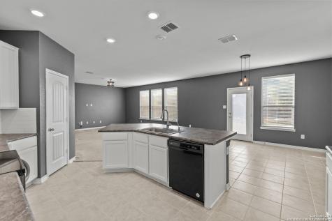 8239 Phantom Field San Antonio TX 78253