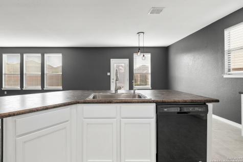 8239 Phantom Field San Antonio TX 78253