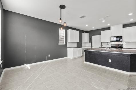 8239 Phantom Field San Antonio TX 78253