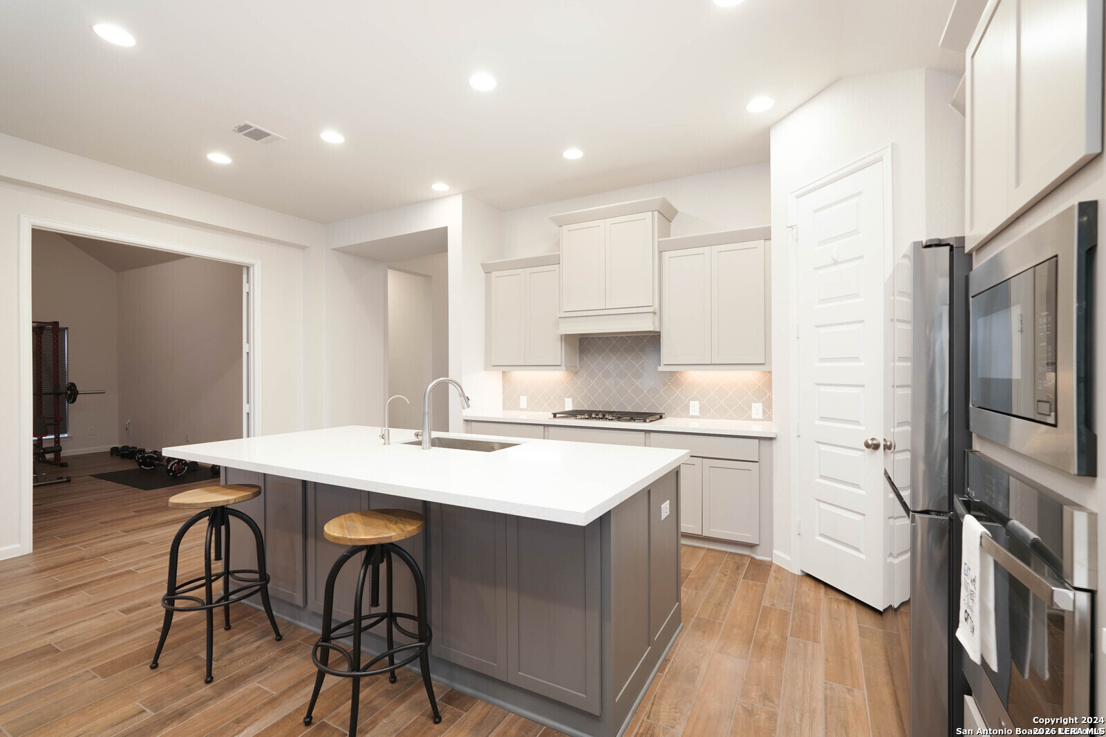 14308 Apache Wells San Antonio TX 78254