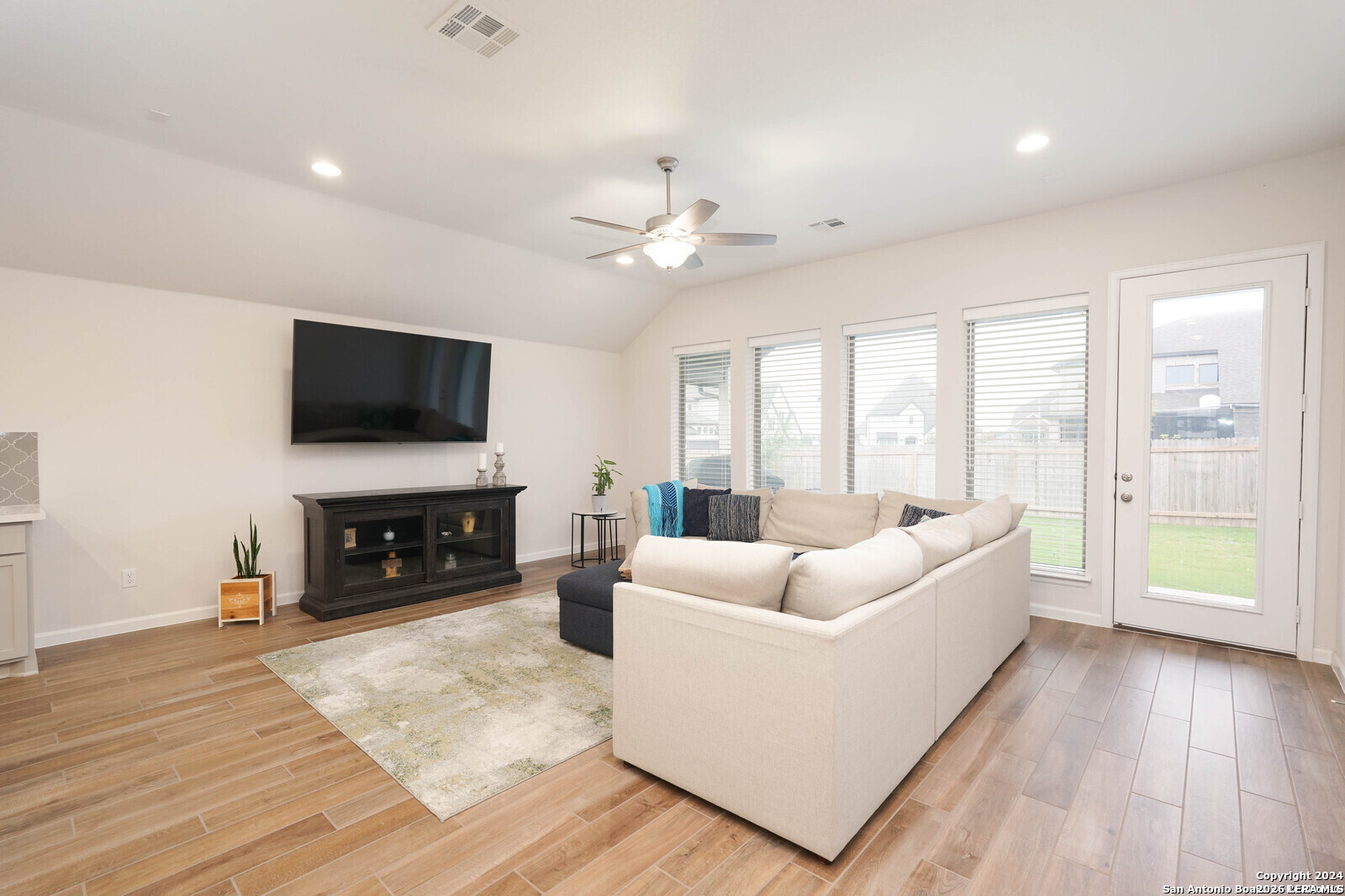 14308 Apache Wells San Antonio TX 78254