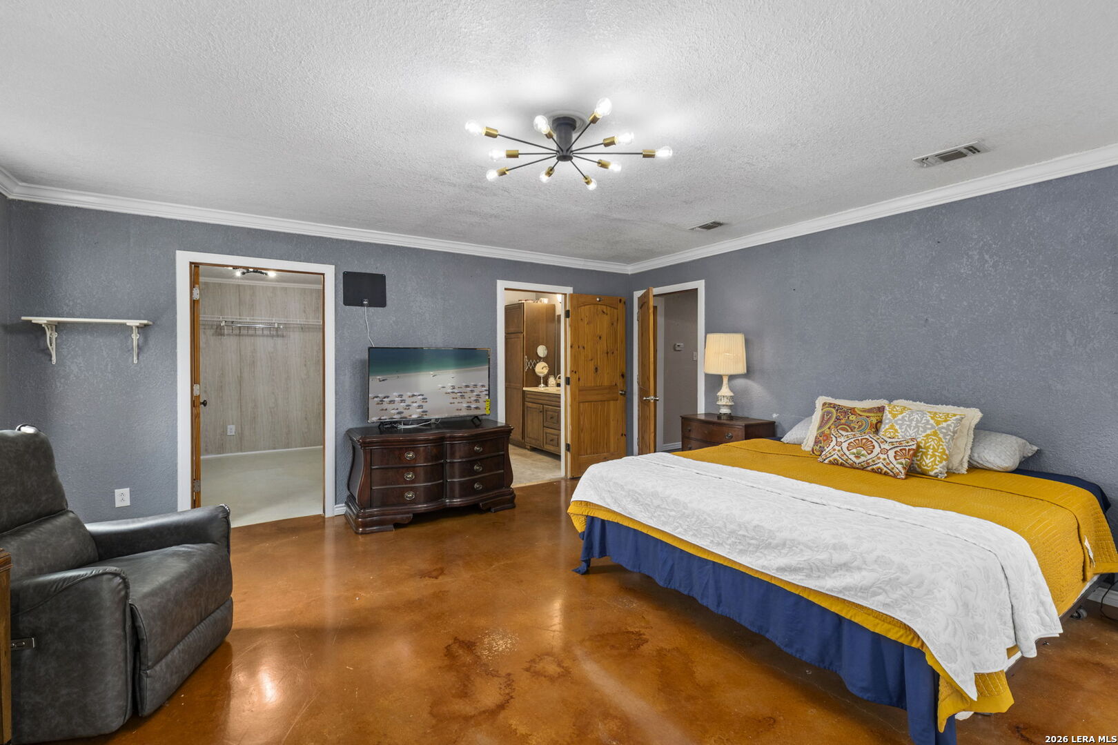 445 Tomblin Road Bigfoot TX 78005