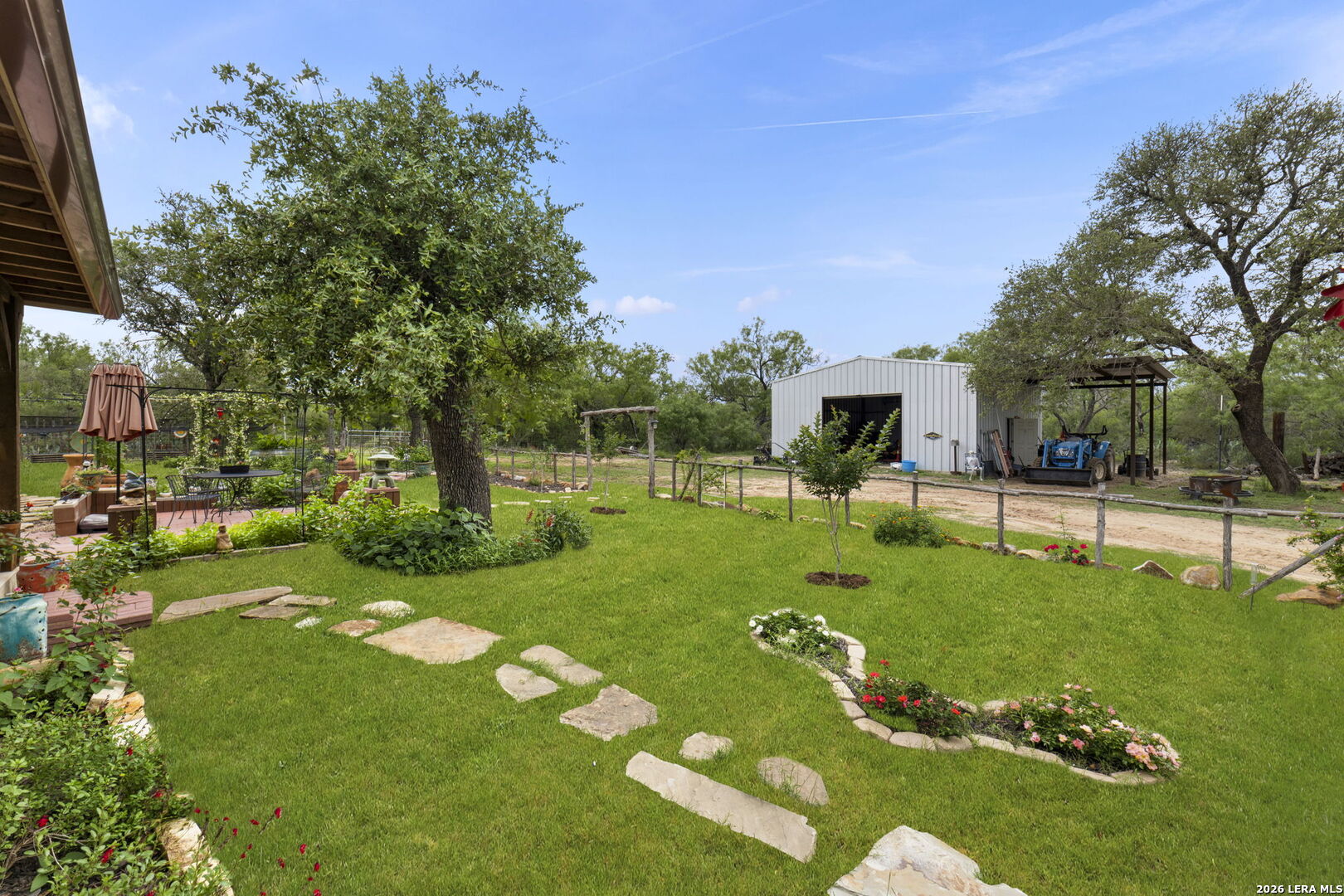 445 Tomblin Road Bigfoot TX 78005