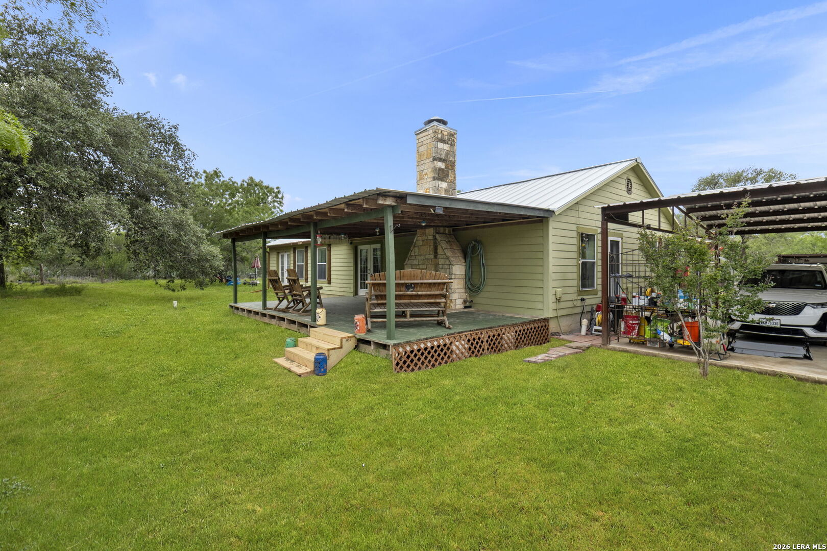 445 Tomblin Road Bigfoot TX 78005
