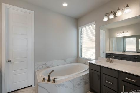 14462 Camperdown San Antonio TX 78245