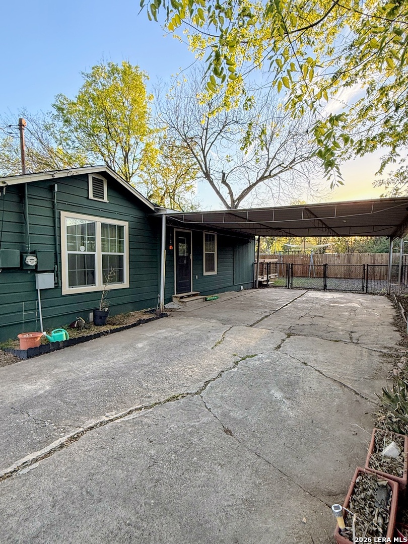 419 Collinsworth Avenue San Antonio TX 78225