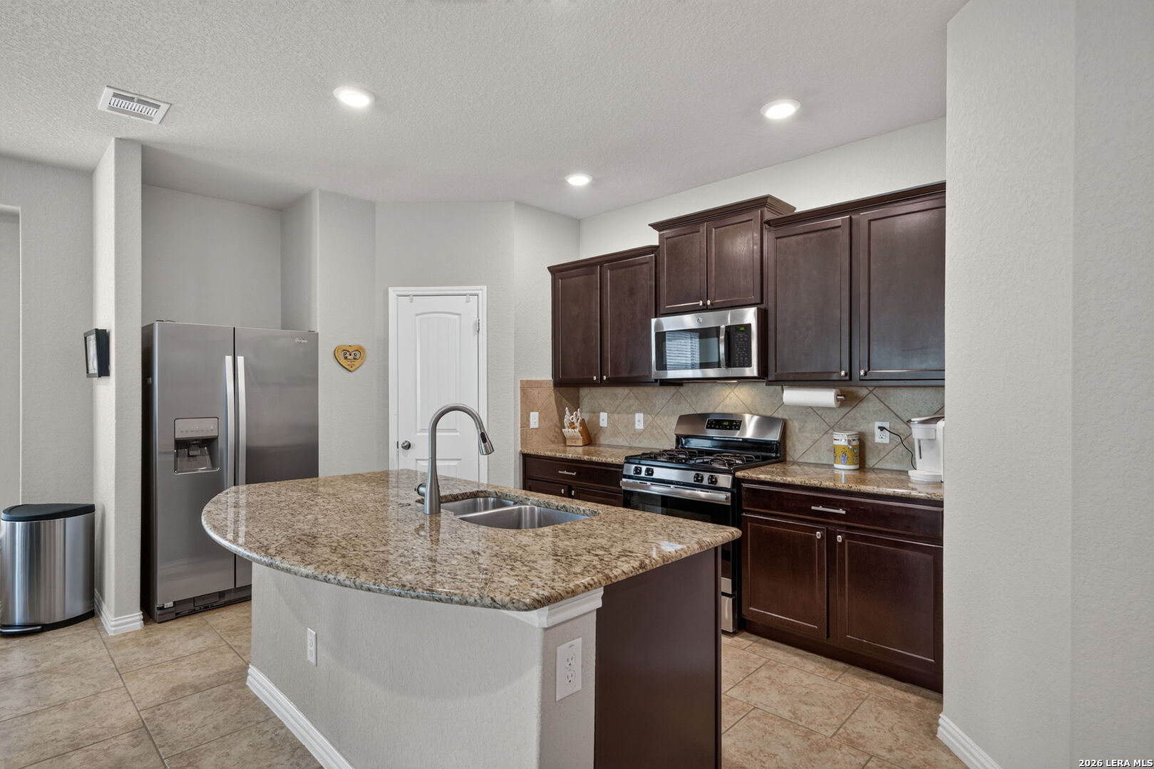 6051 Akin Song San Antonio TX 78261