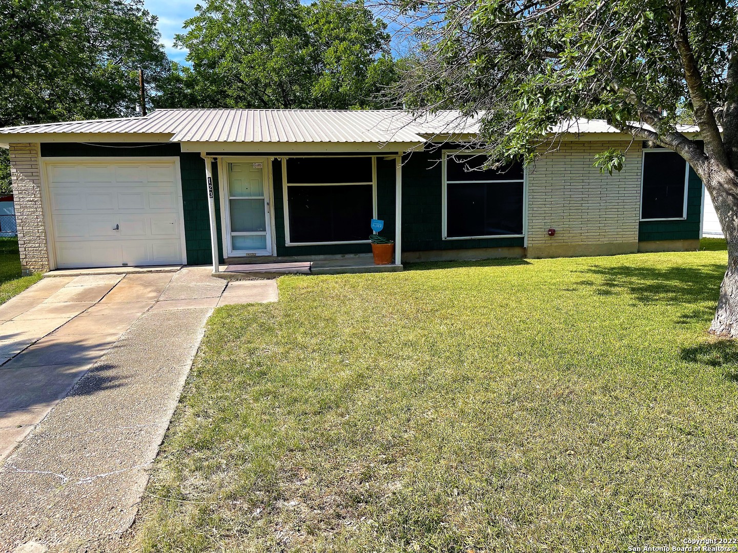 123 Felton Drive San Antonio TX 78226
