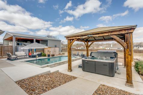 220 Cibolo Ridge La Vernia TX 78121