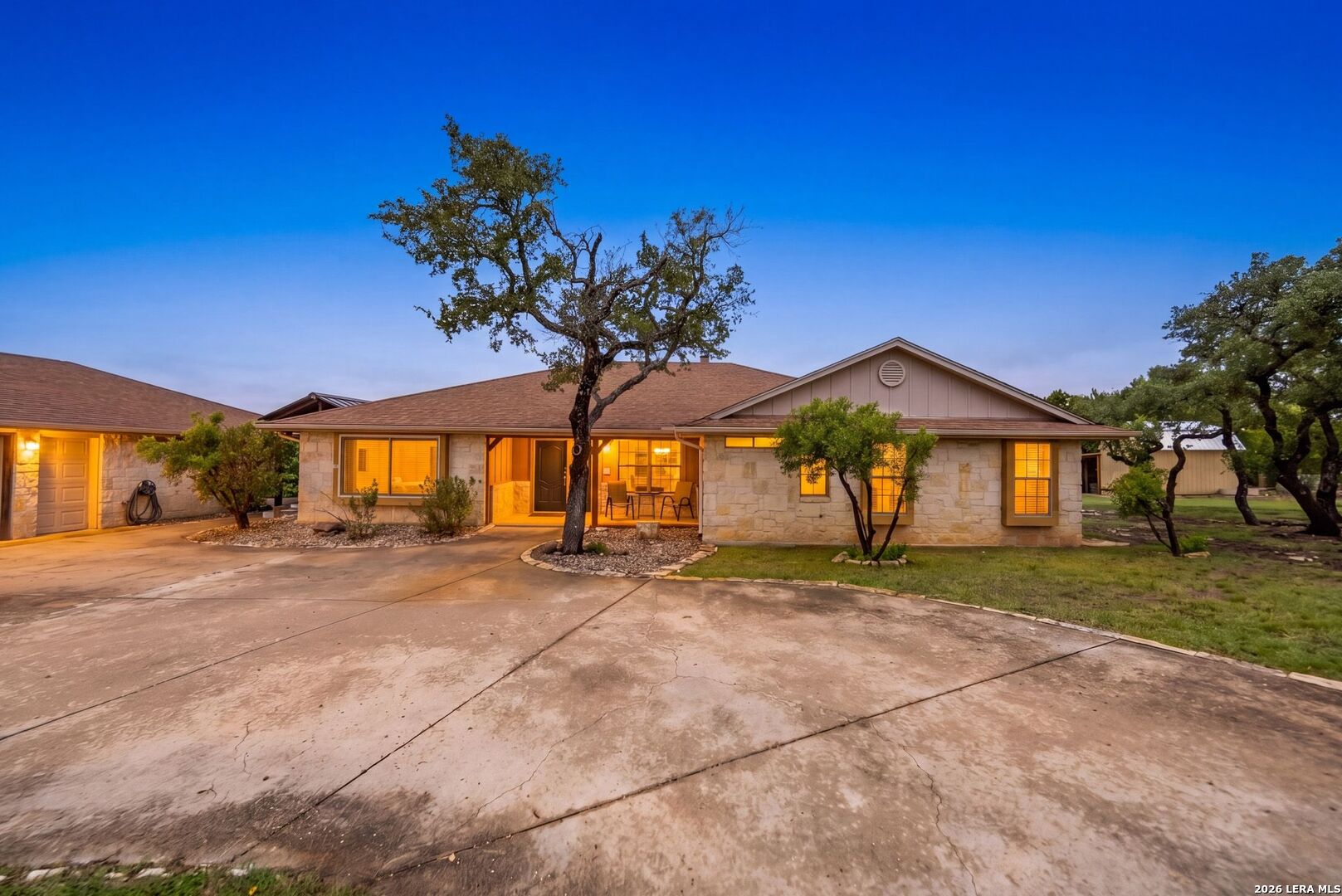 139 N Drew Kerrville TX 78028
