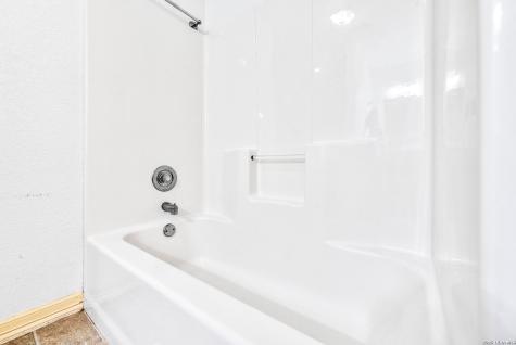 139 N Drew Kerrville TX 78028