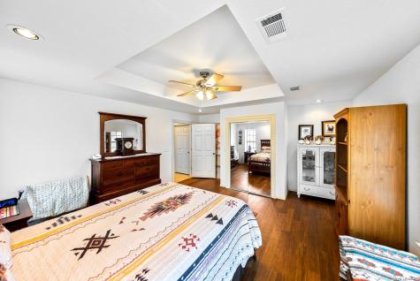 139 N Drew Kerrville TX 78028