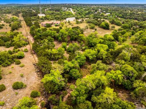139 N Drew Kerrville TX 78028